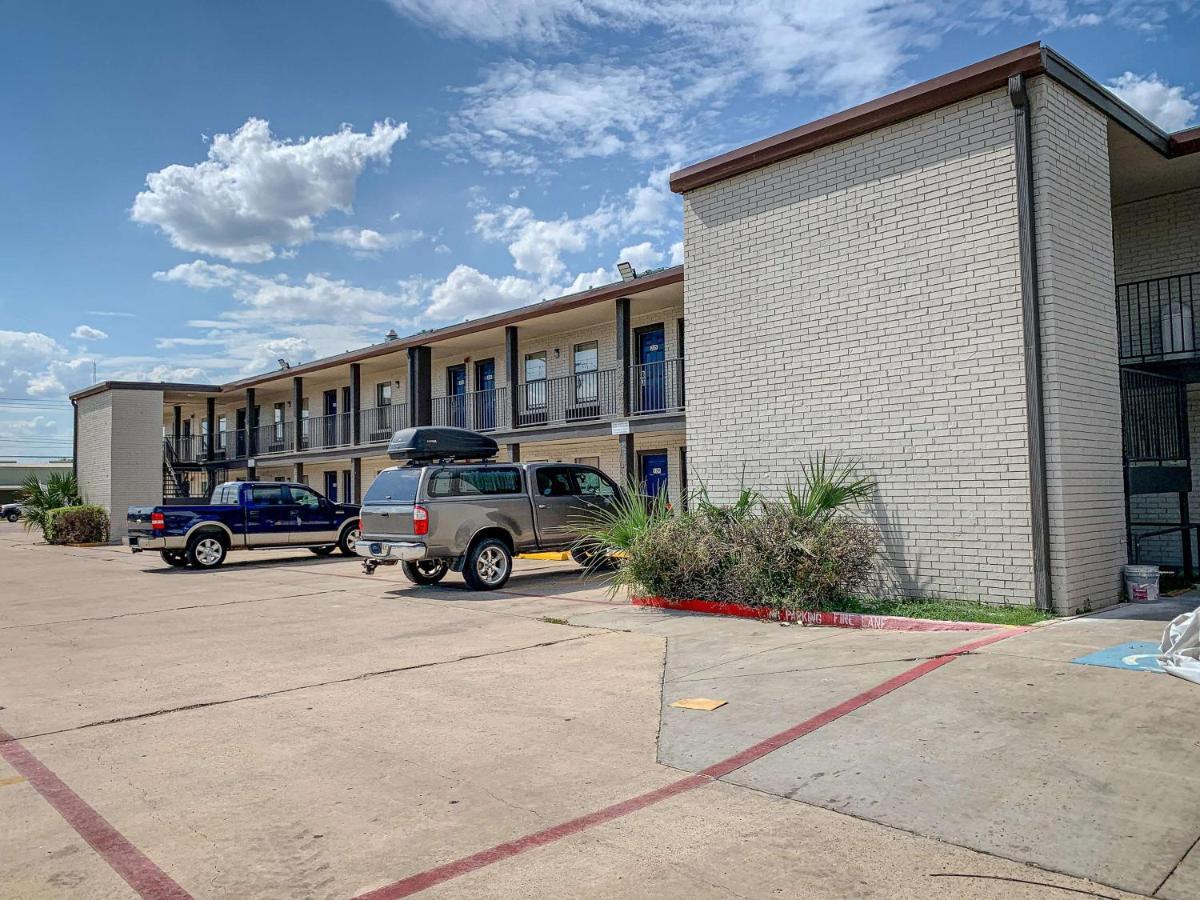 Studio 6 Laredo, Tx - North I-35 Buitenkant foto